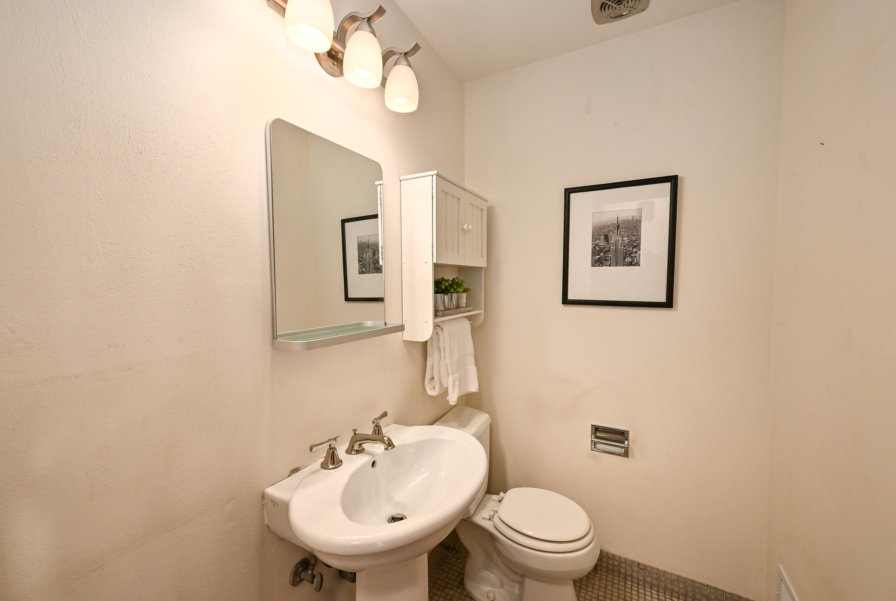920 East Fairy Chasm Road Bayside, WI 53217 - Photo 23 of 33 Half Bath on Main