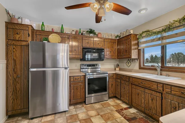 $480,000 | 33744 Highland Terrace, Avon, MN 56310