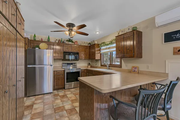 $475,000 | 33744 Highland Terrace, Avon, MN 56310