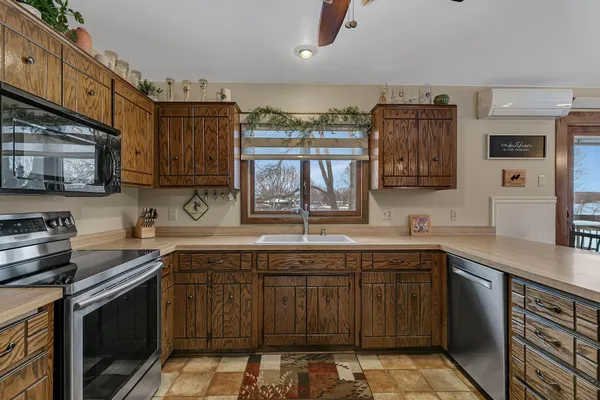 $475,000 | 33744 Highland Terrace, Avon, MN 56310