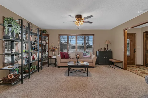 $475,000 | 33744 Highland Terrace, Avon, MN 56310