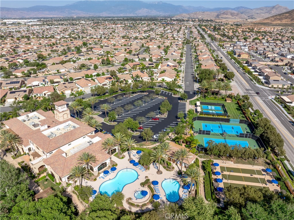 1382 Via Rivas Hemet, CA 92545 - Photo 38 of 39 Del Webb 55+ Community