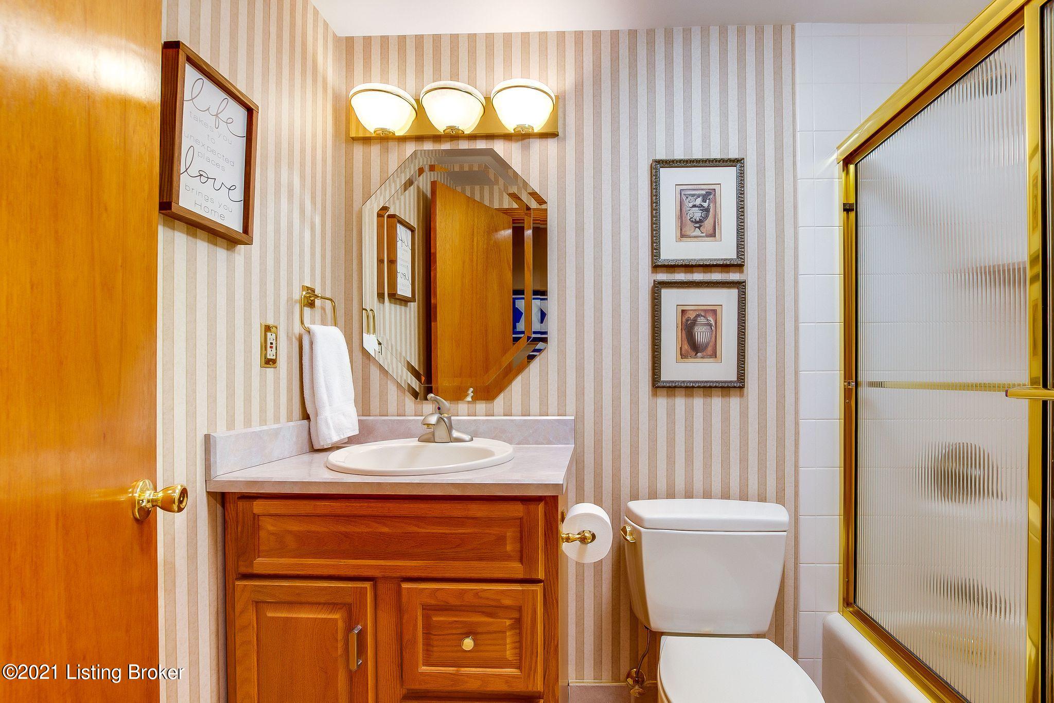 610 Cloverlea Road Louisville, KY 40206 - Photo 49 of 62 610_CloverleaRd_40206_0563_