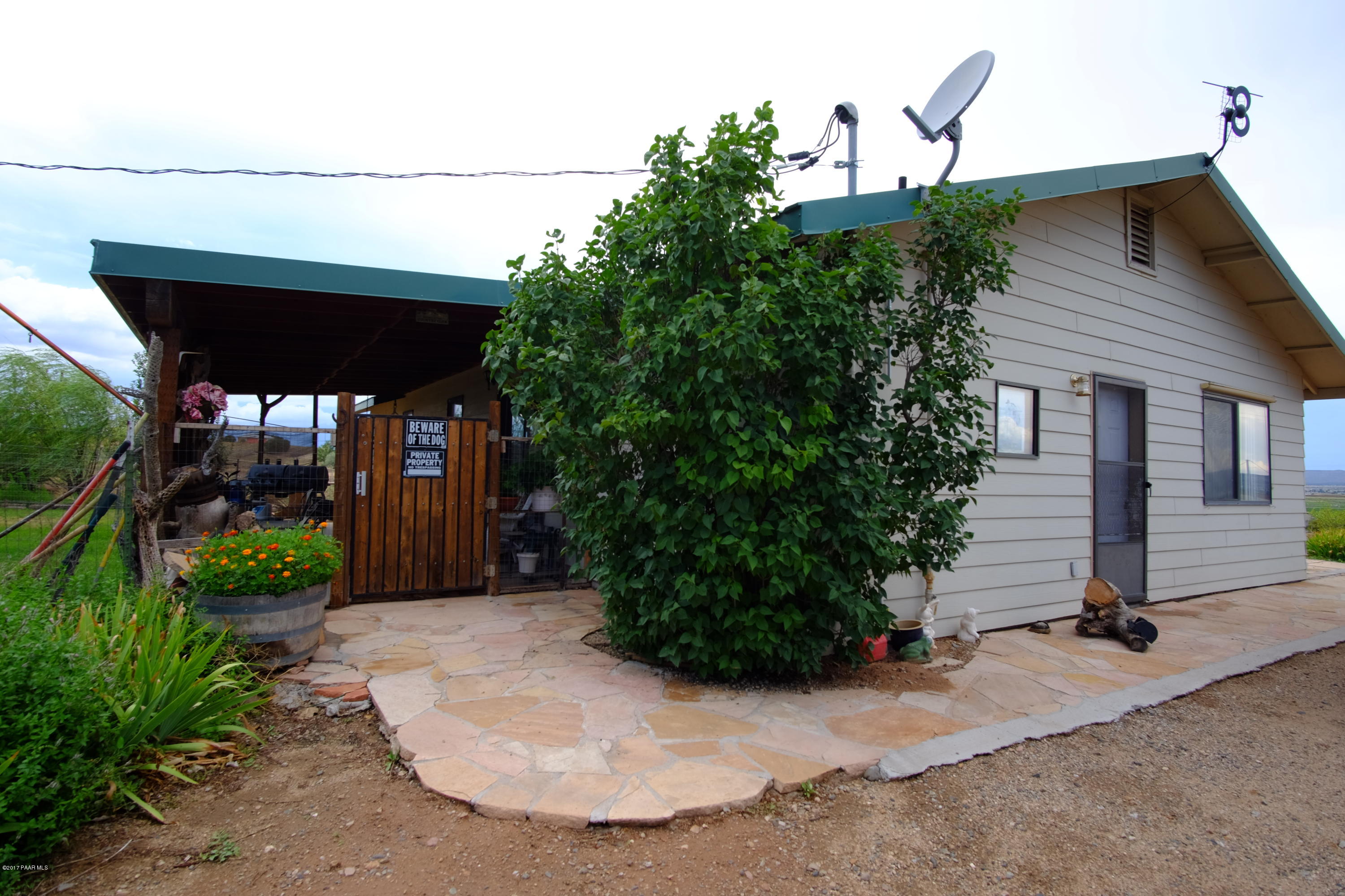 22530 North Malapai Ridge Road Paulden, AZ 86334 - Photo 22 of 37 East side Home