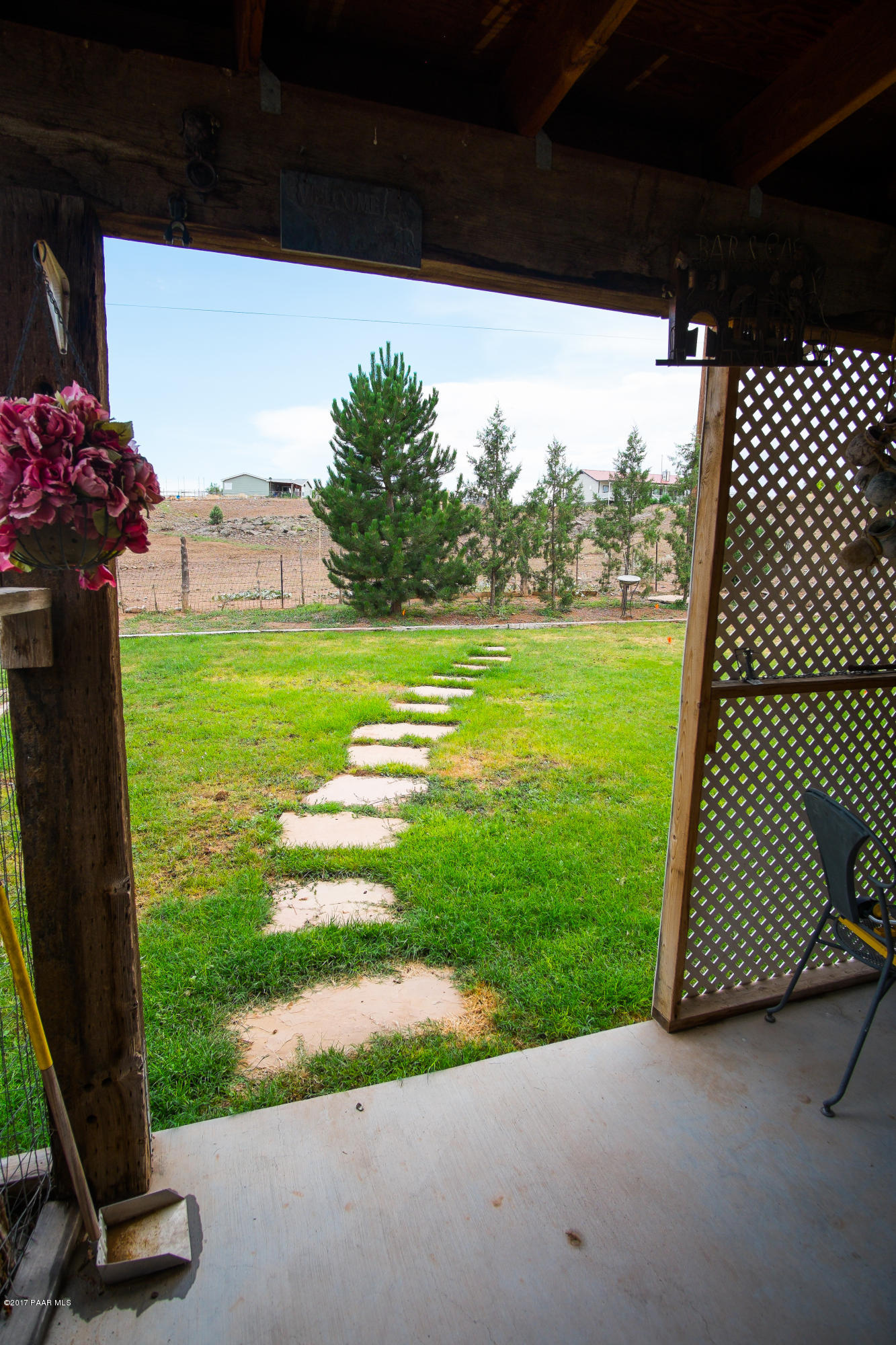 22530 North Malapai Ridge Road Paulden, AZ 86334 - Photo 25 of 37 back yard