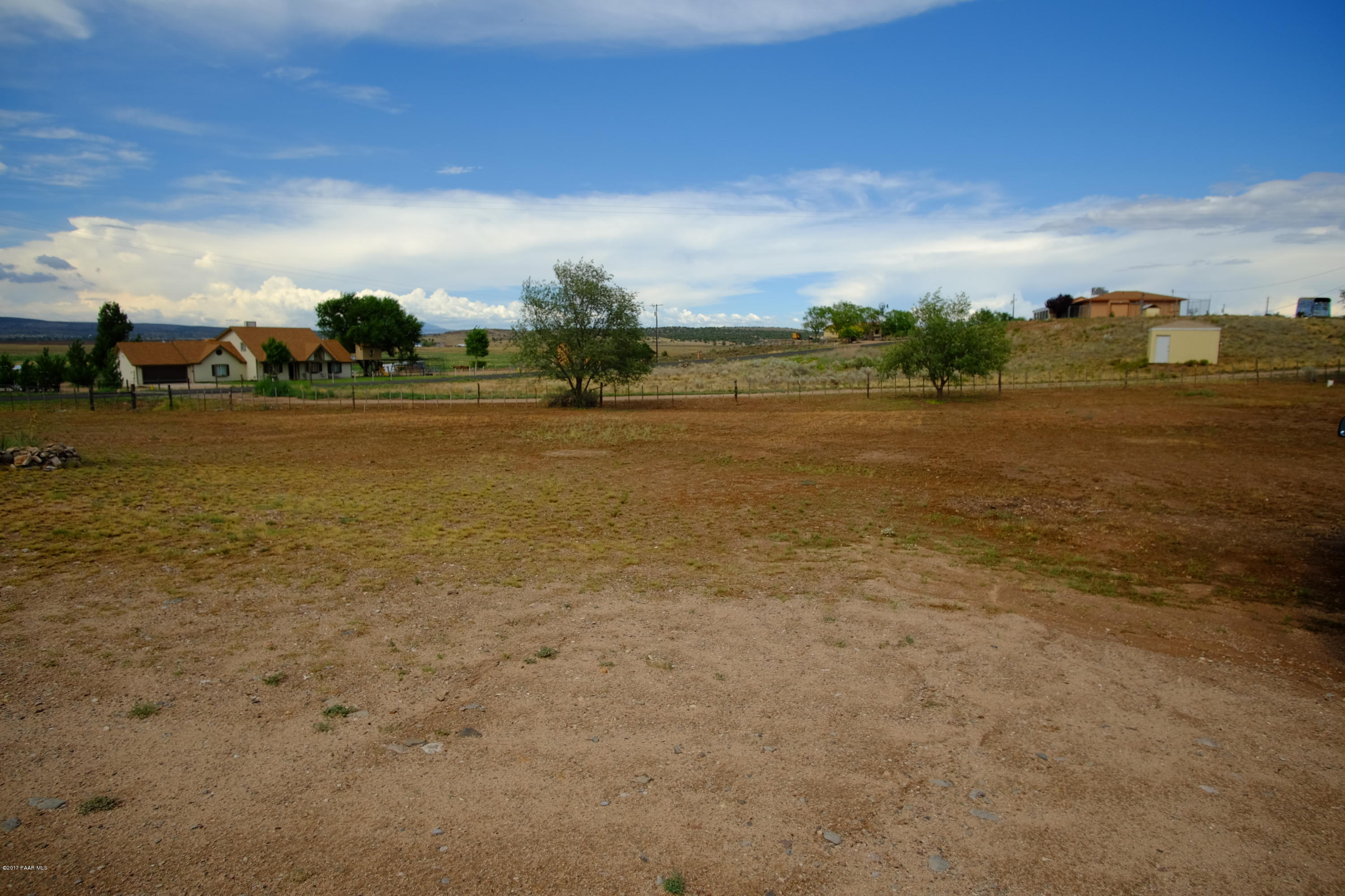 22530 North Malapai Ridge Road Paulden, AZ 86334 - Photo 31 of 37 View to East