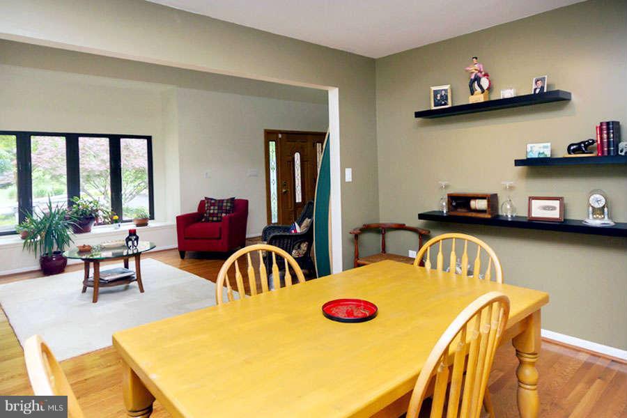 2970 Valley View Road Annapolis, MD 21401 - Photo 30 of 30 Open Flowing Floor Plan for Entertaining