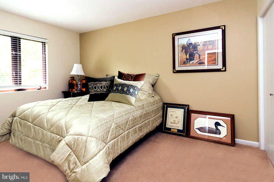 2970 Valley View Road Annapolis, MD 21401 - Photo 25 of 30 Bright Breezy Bedrooms with Ample Closets
