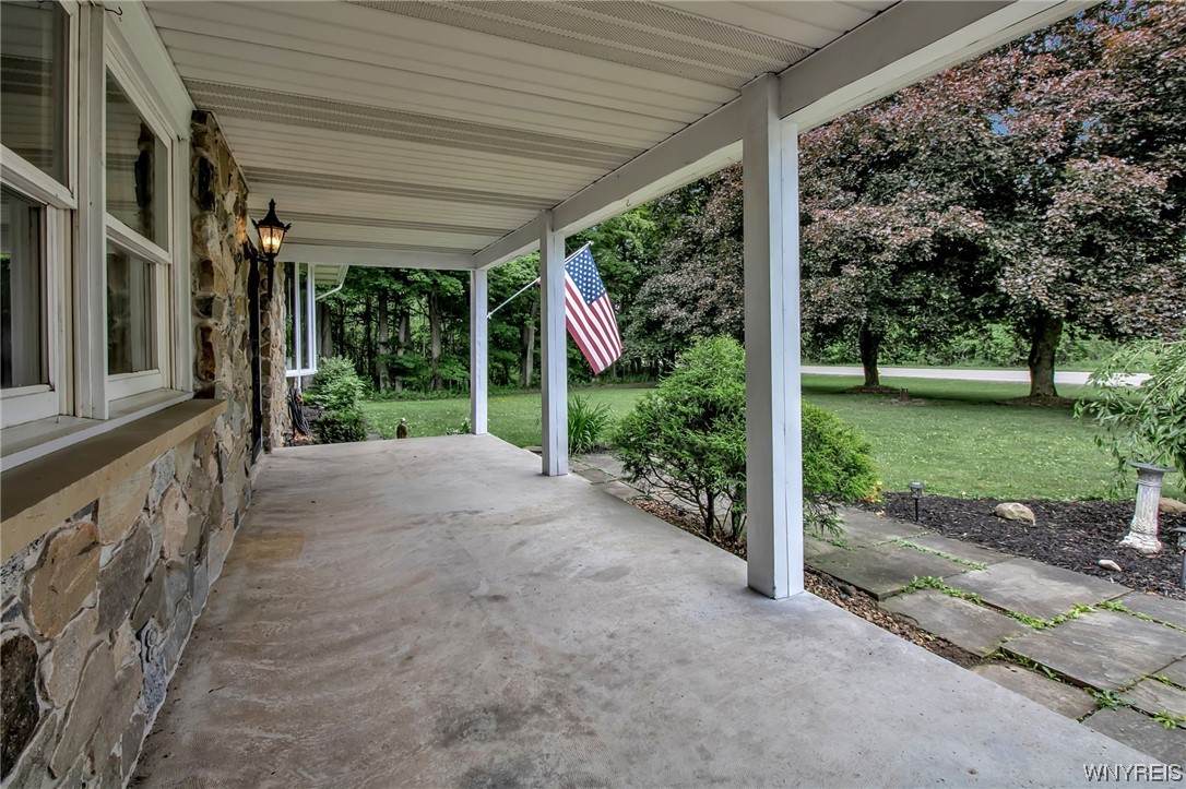 9463 Putnam Road Bethany, NY 14020 - Photo 2 of 46