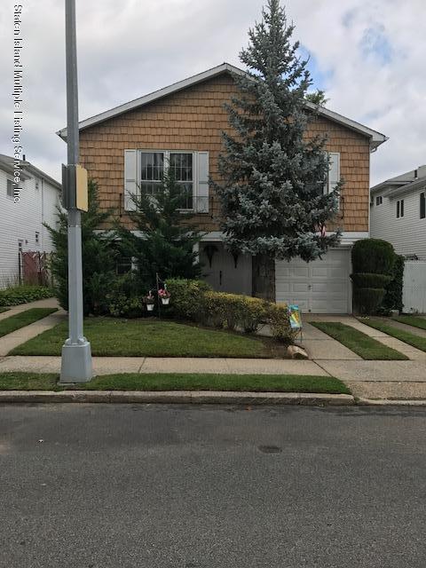 43 Plank Road Staten Island, NY 10314 - Photo 3 of 20 IMG_0879