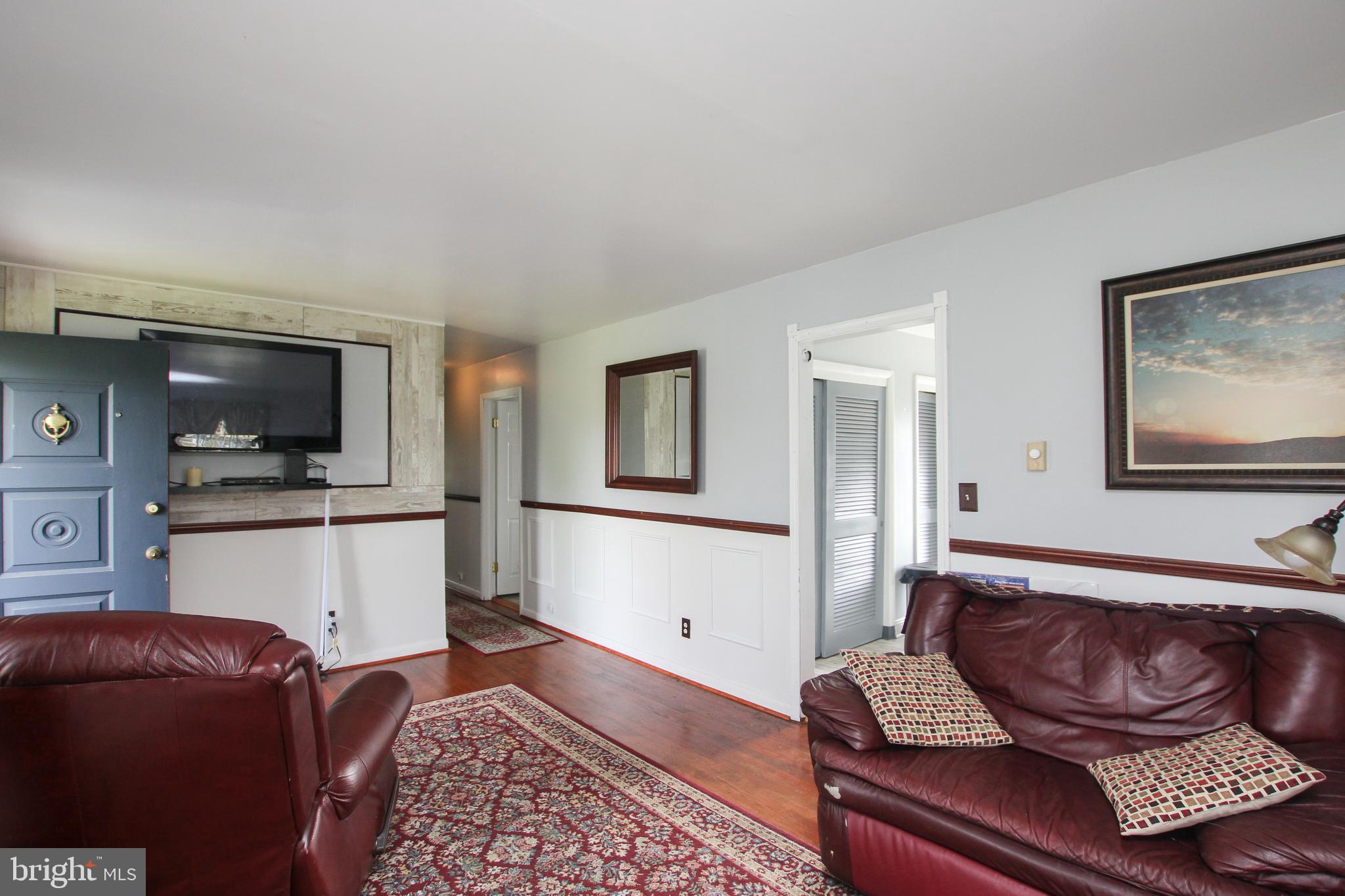 8832 Cannon Road Bridgeville, DE 19933 - Photo 4 of 22 Living Room
