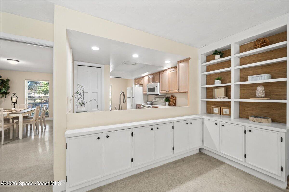 210 12th Terrace Indialantic, FL 32903 - Photo 6 of 56 Kitchen Cutout