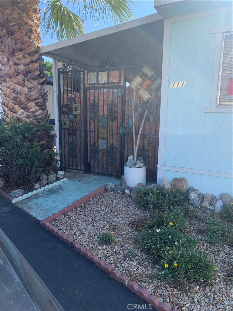 332 North Lyon Ave Unit 111  