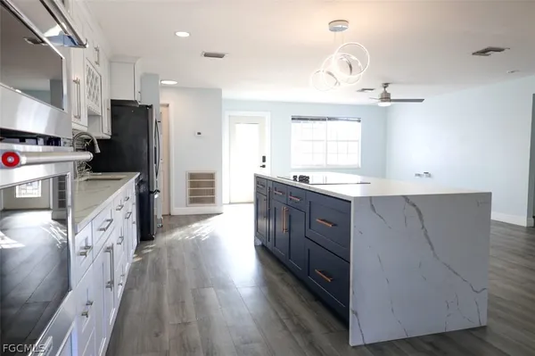 $2,350 | 1206 Southeast 23rd Place, Cape Coral, FL 33990