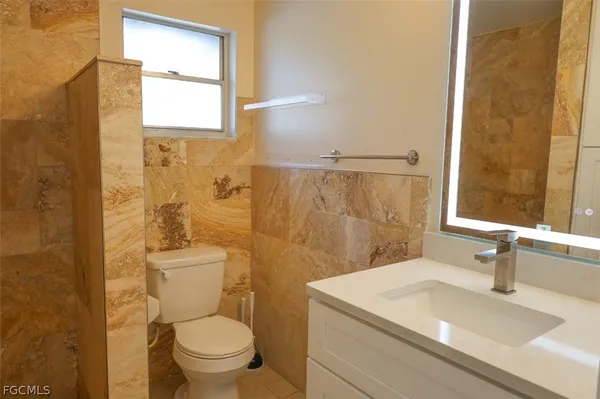 $2,350 | 1206 Southeast 23rd Place, Cape Coral, FL 33990