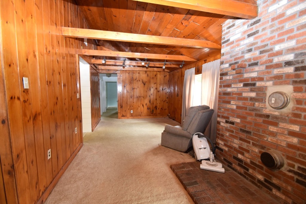 170 Elsie Road Brockton, MA 02302 - Photo 5 of 17