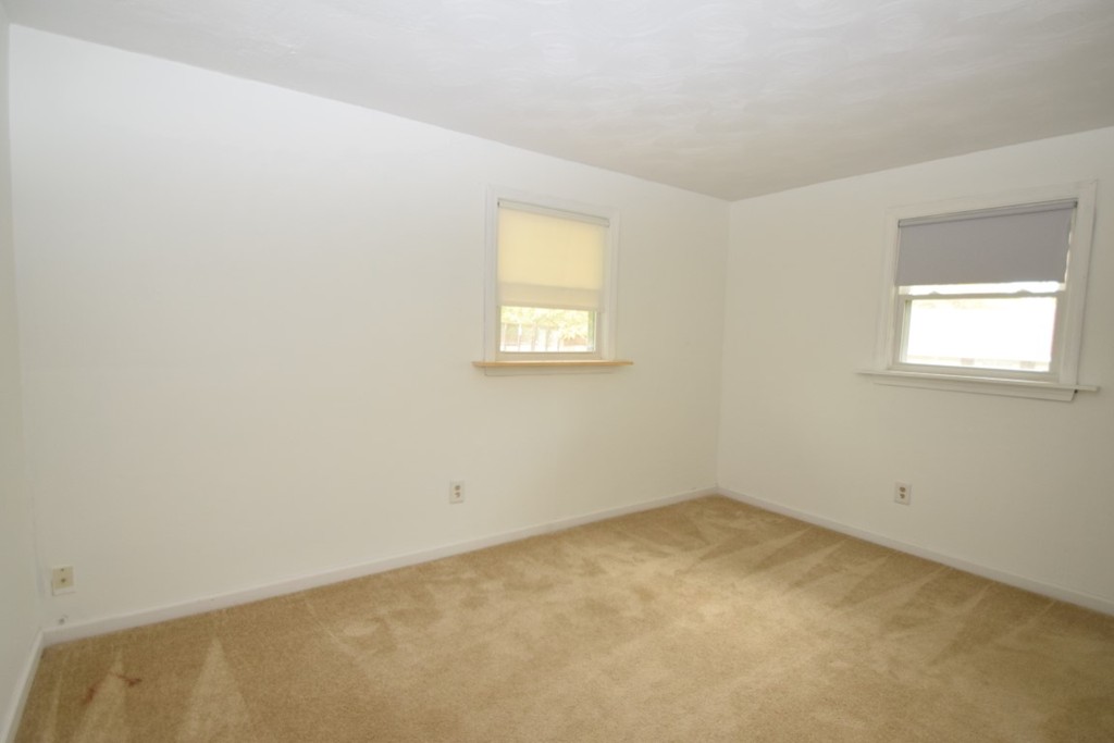 170 Elsie Road Brockton, MA 02302 - Photo 8 of 17