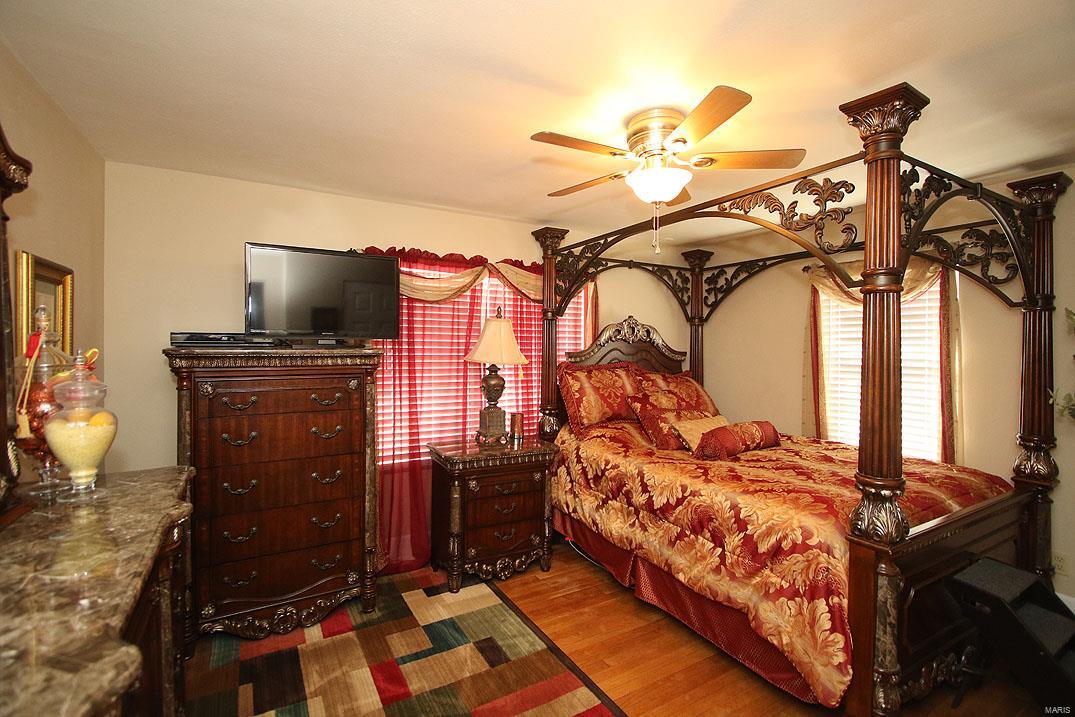 770 Berry Road Wood River, IL 62095 - Photo 13 of 39