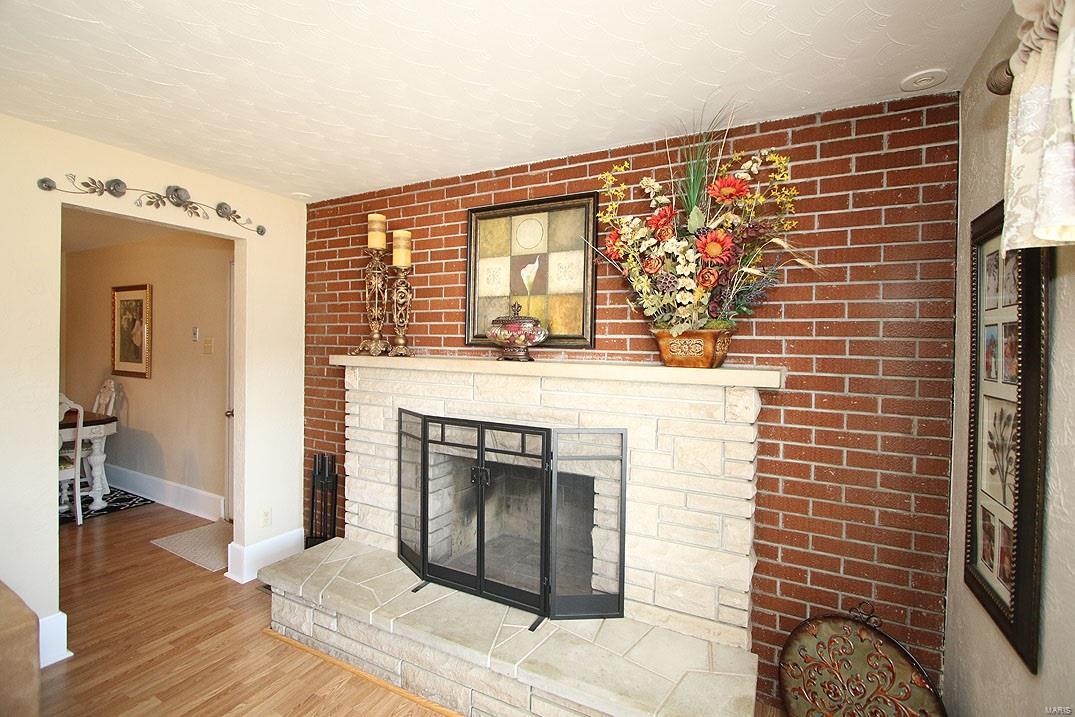 770 Berry Road Wood River, IL 62095 - Photo 5 of 39
