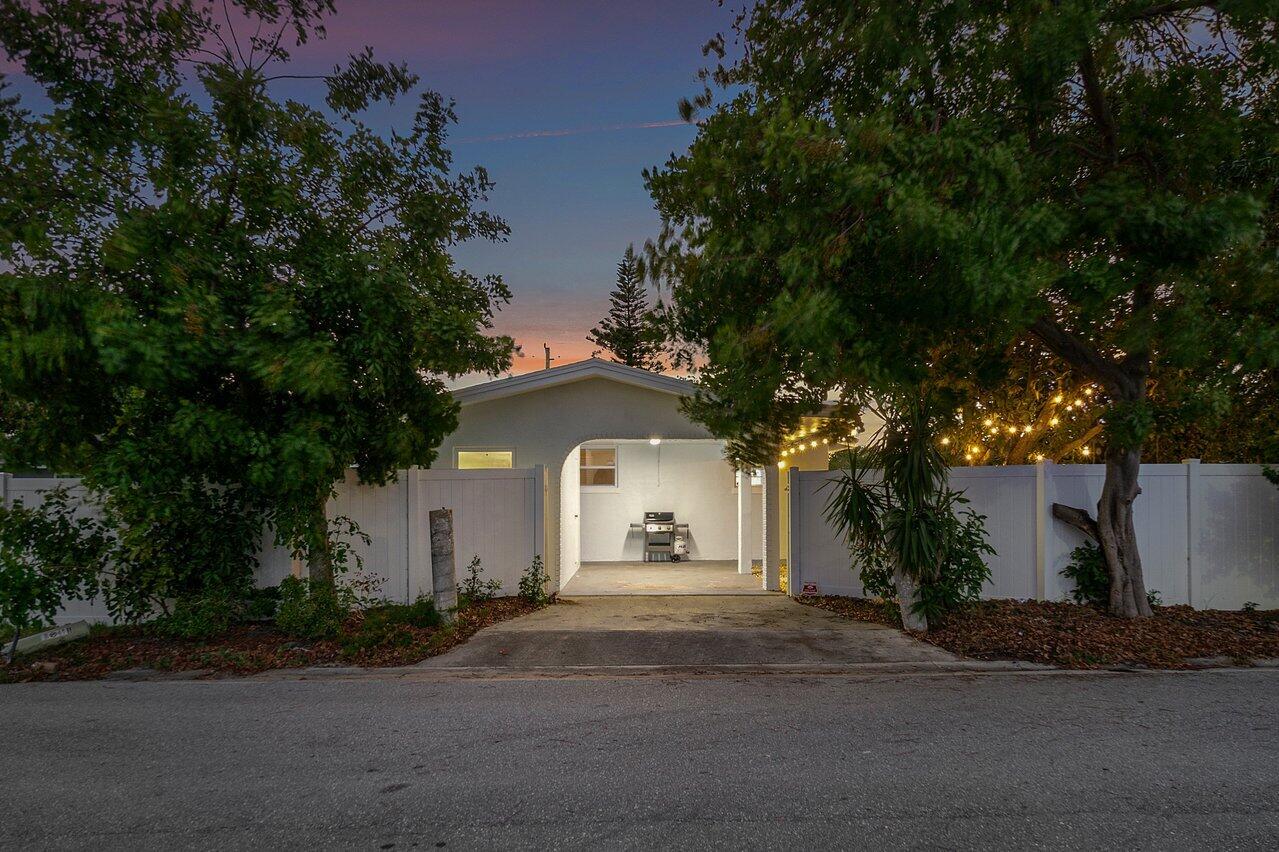 123 Northwest 6th Avenue Delray Beach, FL 33444 - Photo 21 of 24 005-123Northwest6thAvenue-DelrayBeach-FL