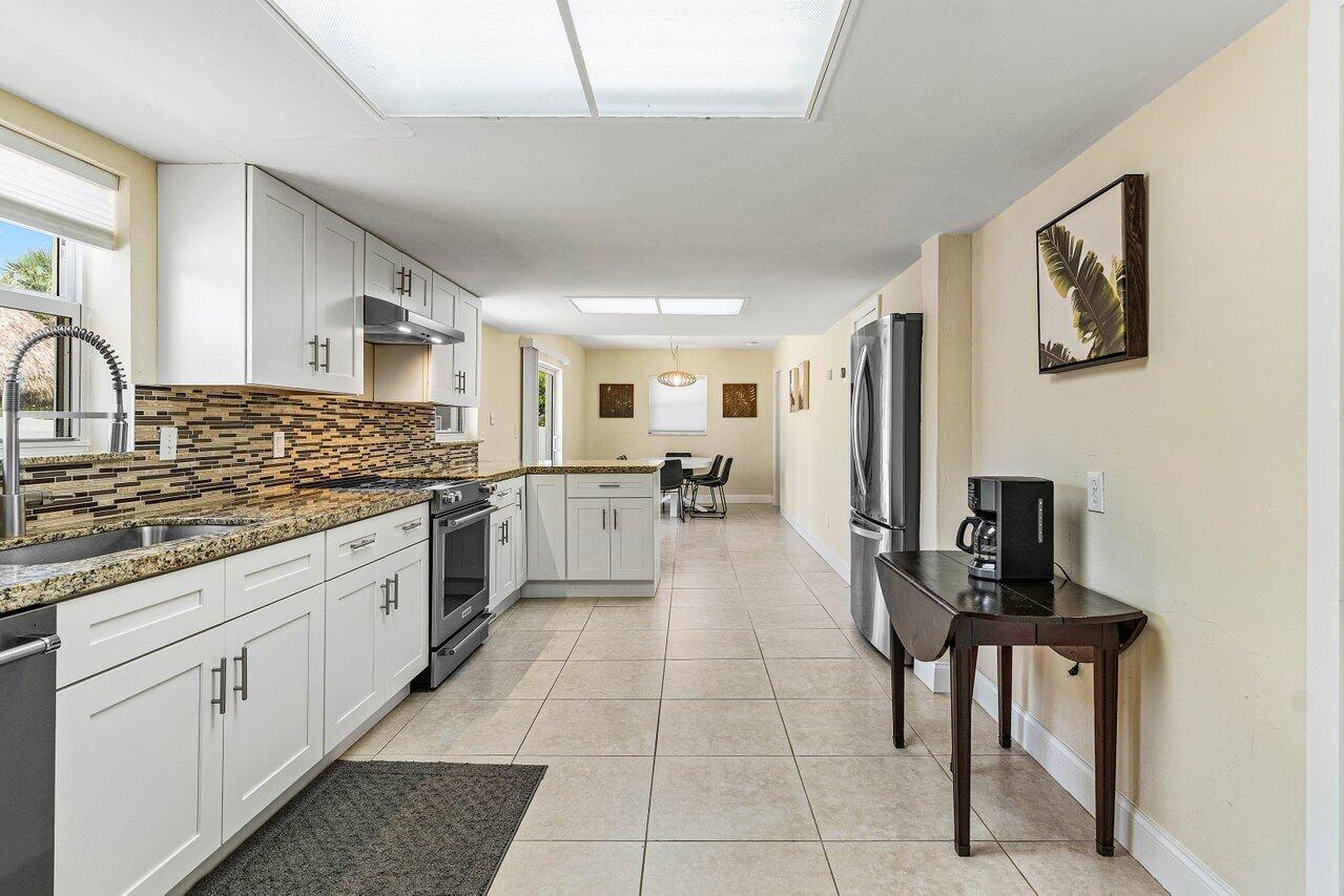 123 Northwest 6th Avenue Delray Beach, FL 33444 - Photo 8 of 24 013-123Northwest6thAvenue-DelrayBeach-FL