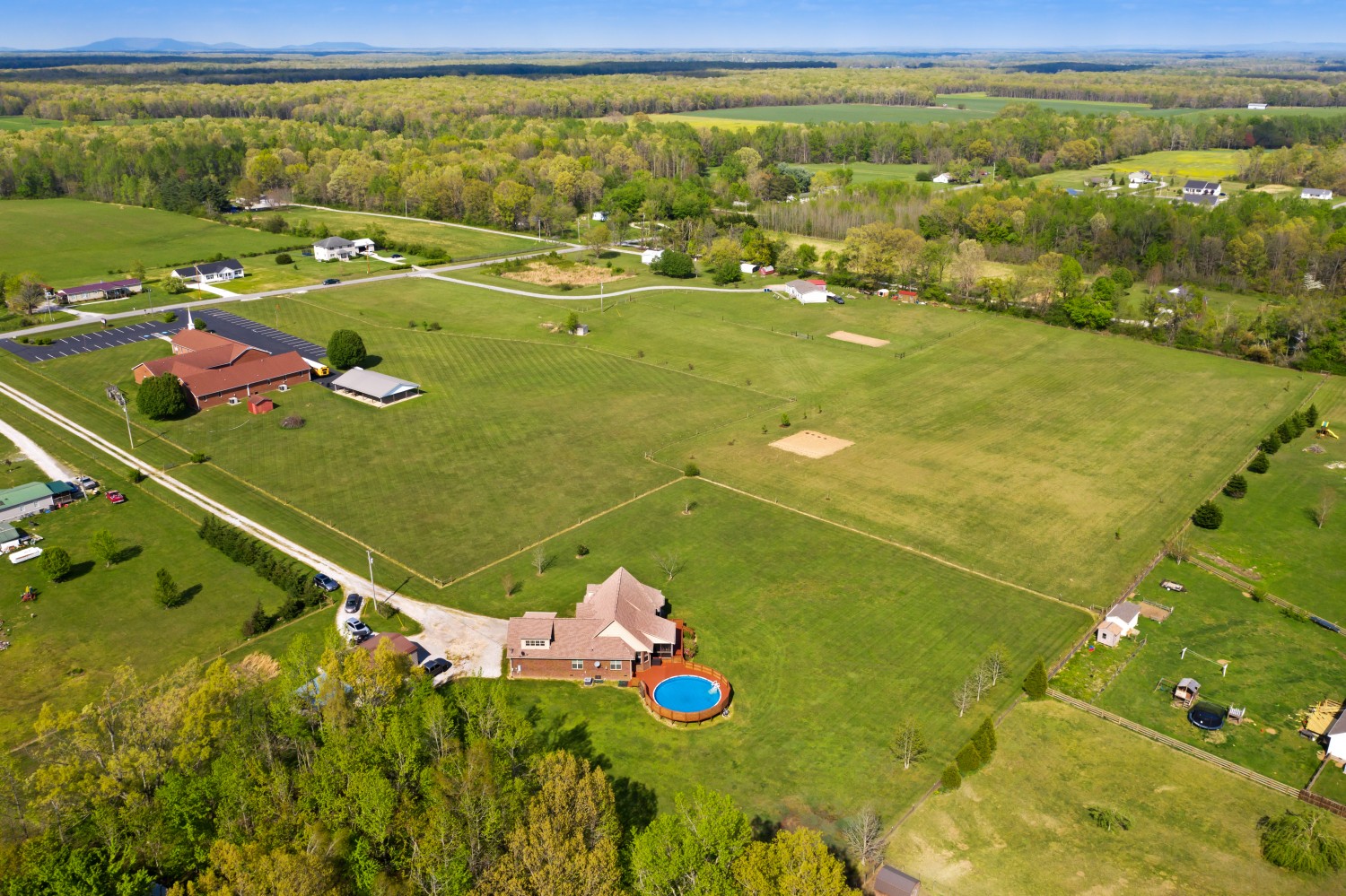 637 Ferrells Loop Road Manchester, TN 37355 - Photo 33 of 43 a view of an outdoor space and a mountain view
