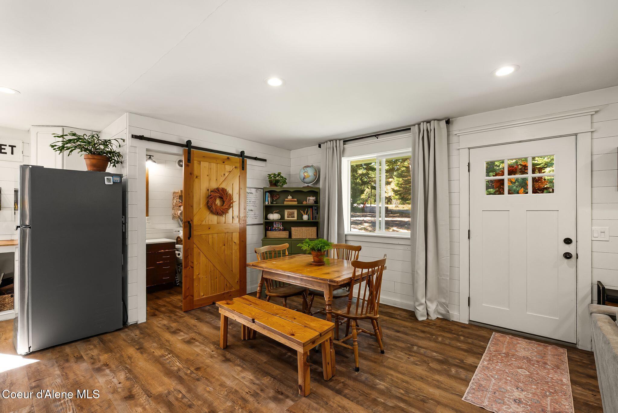 83 Copper Ridge Road Sagle, ID 83860 - Photo 17 of 68 .