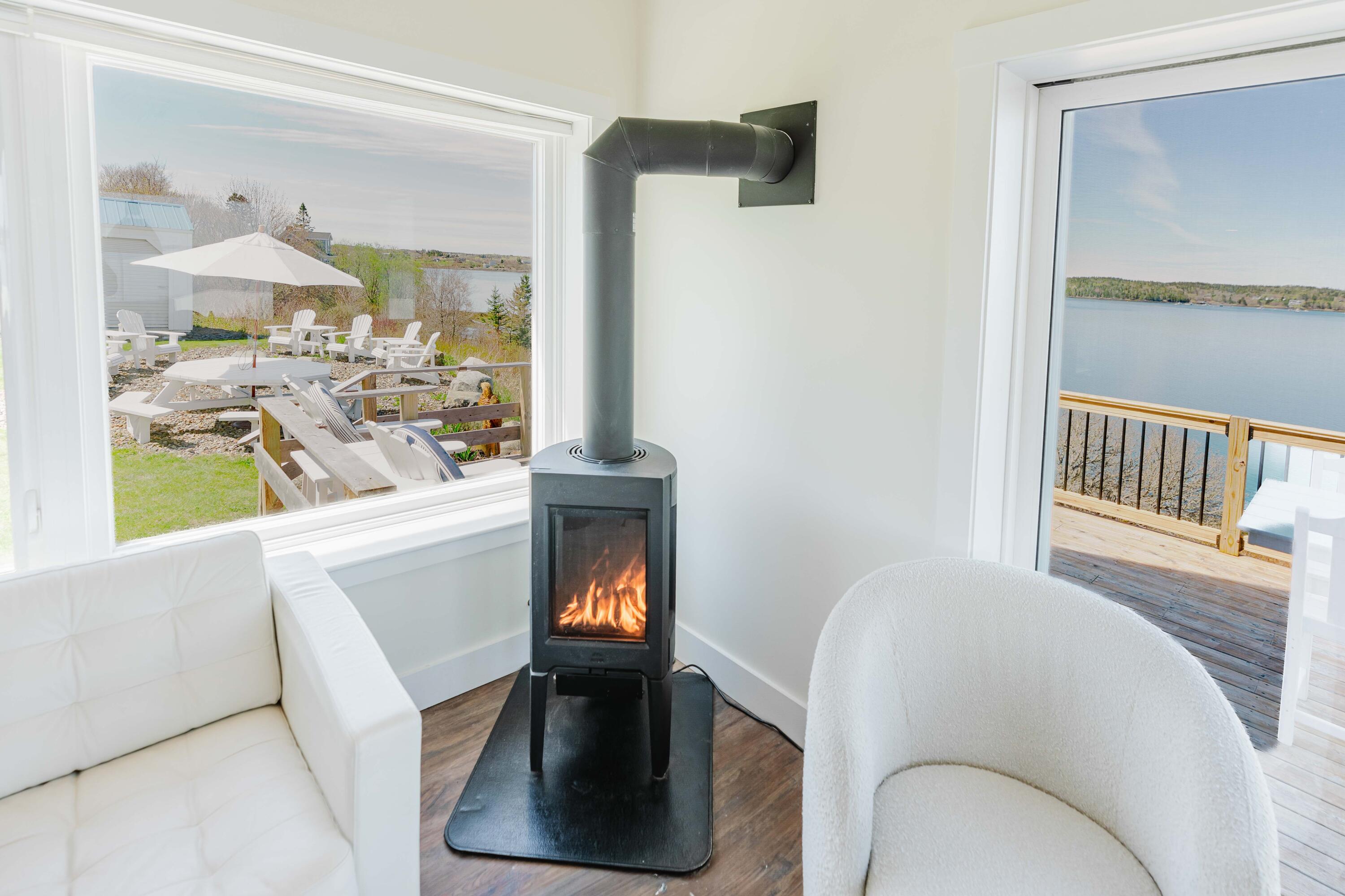 77 Johnson Street Lubec, ME 04652 - Photo 14 of 52 77 Johnson Street