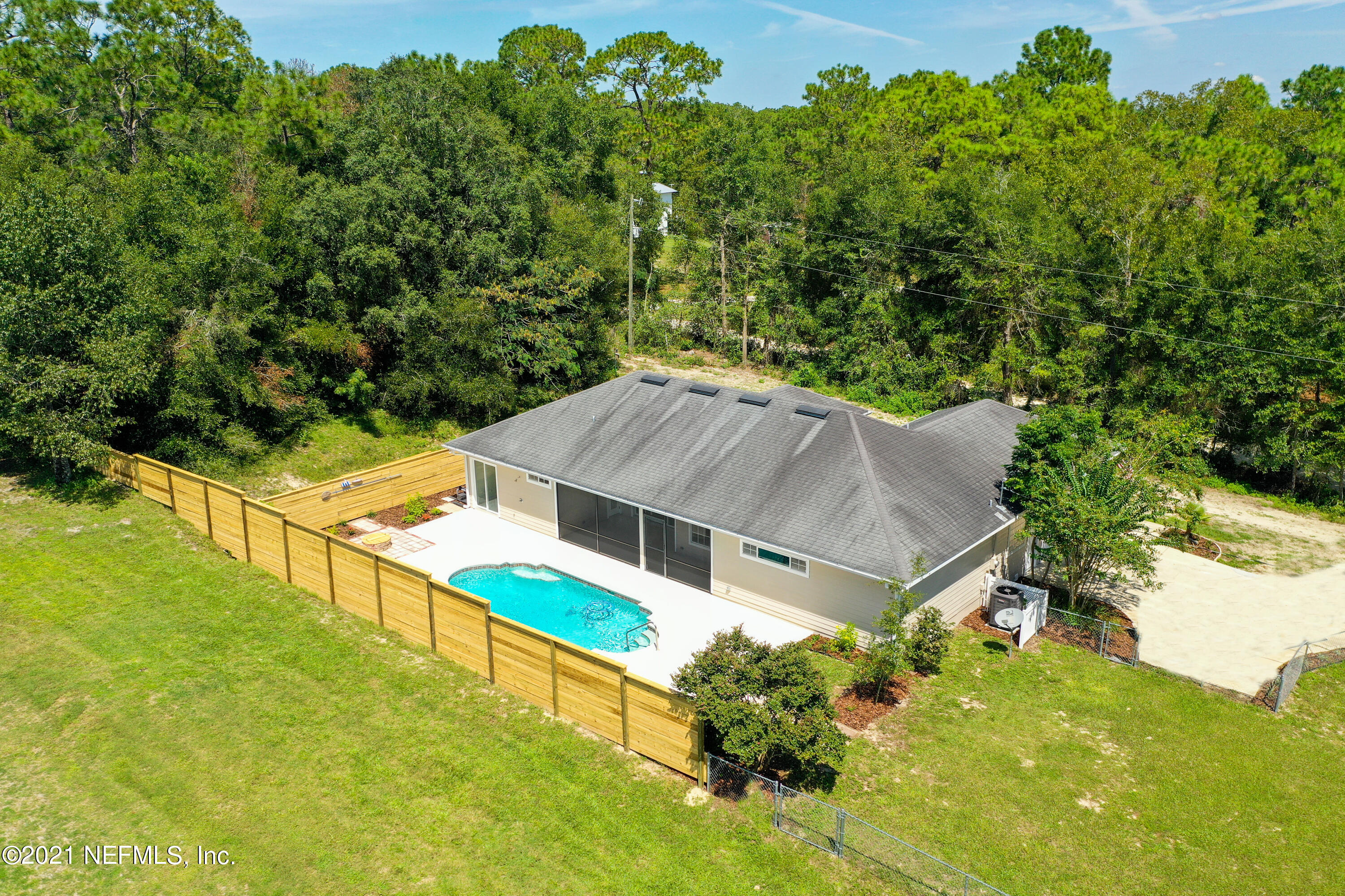 292 Southeast 46th Loop Keystone Heights, FL 32656 - Photo 1 of 29 DJI_0060