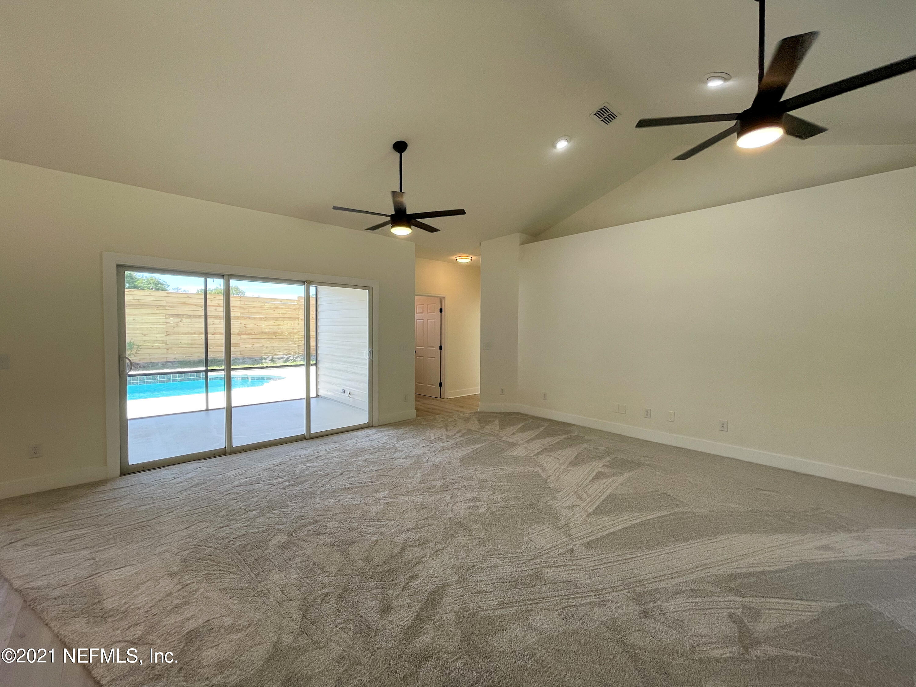 292 Southeast 46th Loop Keystone Heights, FL 32656 - Photo 4 of 29 06DADFBF-3E6D-49E9-824D-8747B28FB226