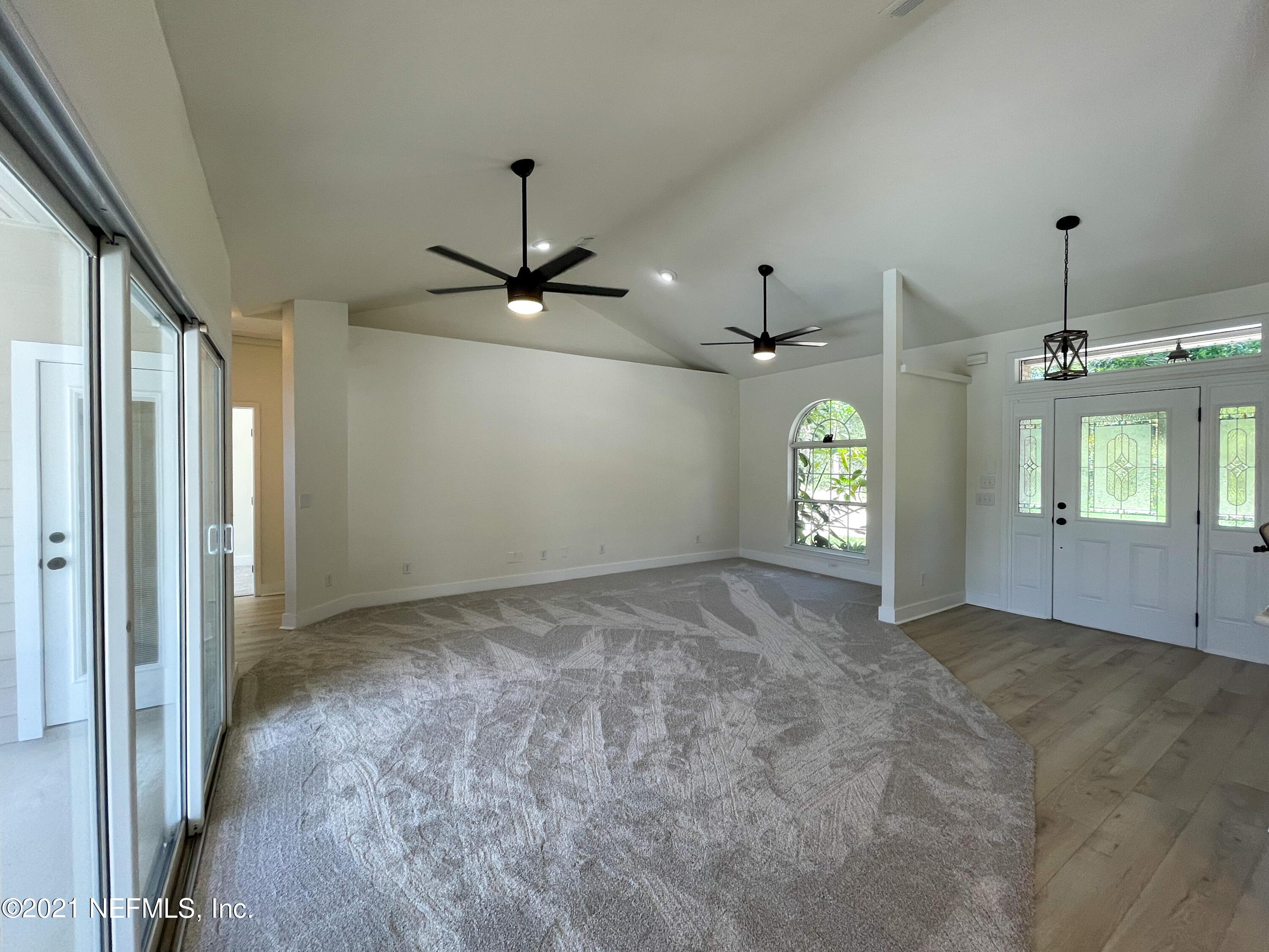 292 Southeast 46th Loop Keystone Heights, FL 32656 - Photo 5 of 29 B724BA52-9553-40E0-9339-EC617FA457A5