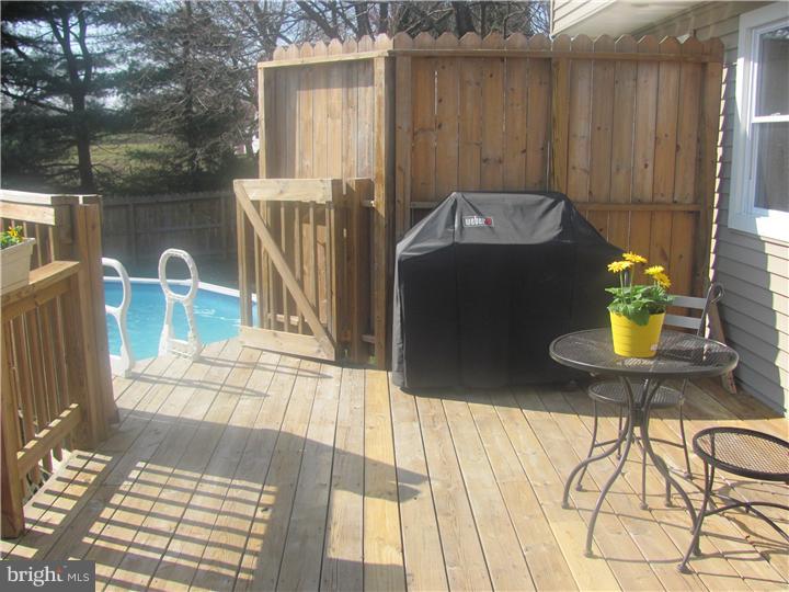 96 Ridge Road Phoenixville, PA 19460 - Photo 6 of 24 Deck