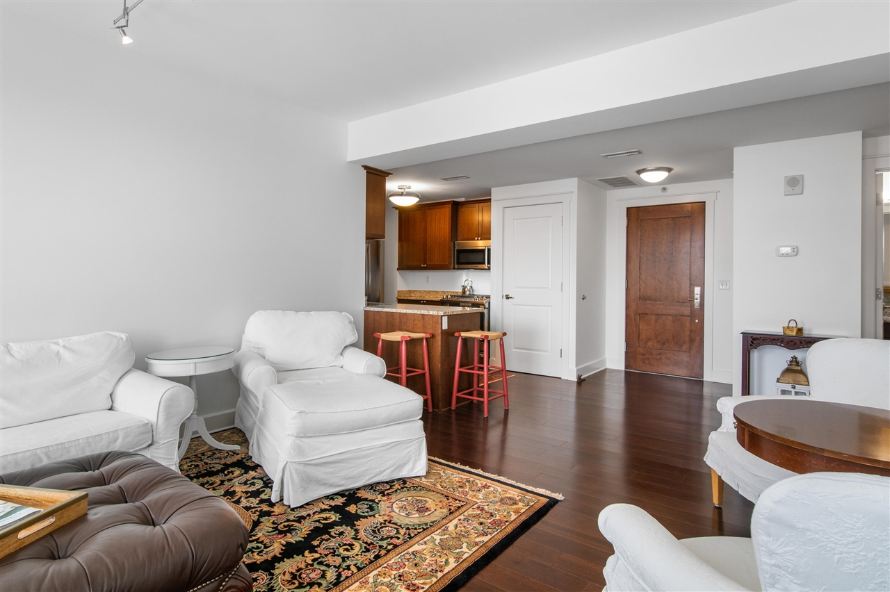 27 Library Street Northeast, Unit 703 Grand Rapids, MI 49503 - Photo 3 of 22