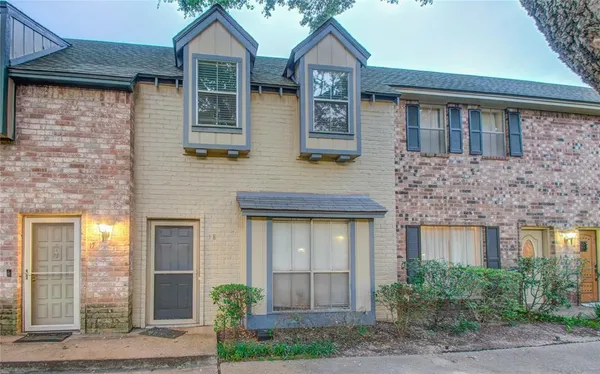$1,700 | 14703 Barryknoll Lane, Unit 18, Houston, TX 77079