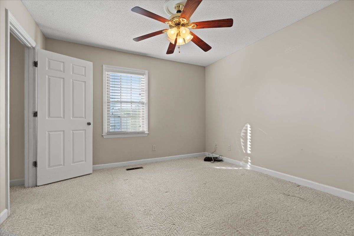 410 Devon Road Marion, SC 29571 - Photo 25 of 40