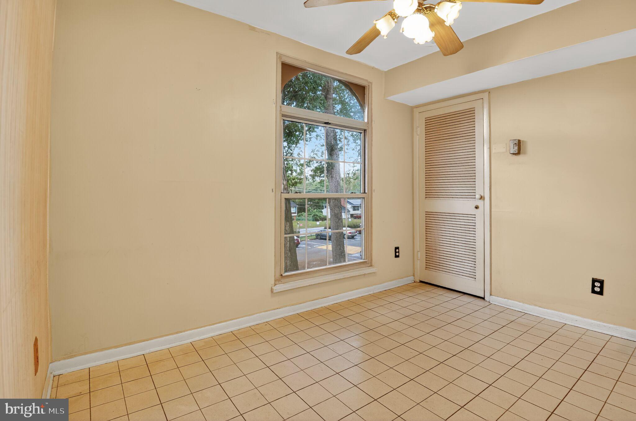 8310 Tobin Road, Unit 23 Annandale, VA 22003 - Photo 5 of 28 Gallery Image 5