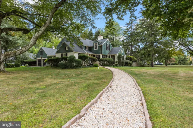 a view of a volley ball court