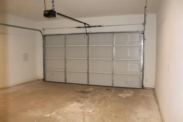 a view of a garage
