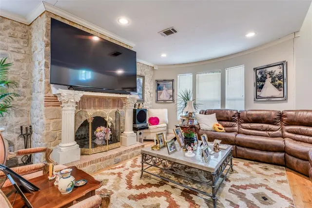 $699,000 | 5402 Garland Avenue, Dallas, TX 75223