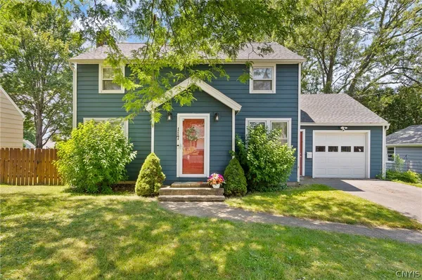 $282,500 | 117 Iroquois Lane, Salina, NY 13088