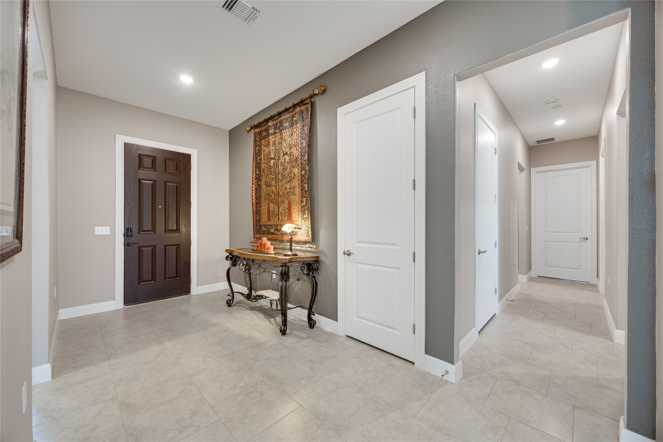 102 Pointer Lane Georgetown, TX 78633 - Photo 5 of 39
