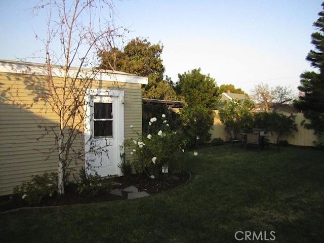 129 North Parker Street Orange, CA 92868 - Photo 5 of 17 a view of yard