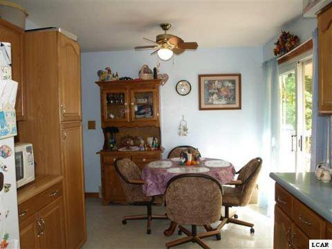 5535 Clinton Macon Road Clinton, MI 49236 - Photo 3 of 15 20019390-2.JPG