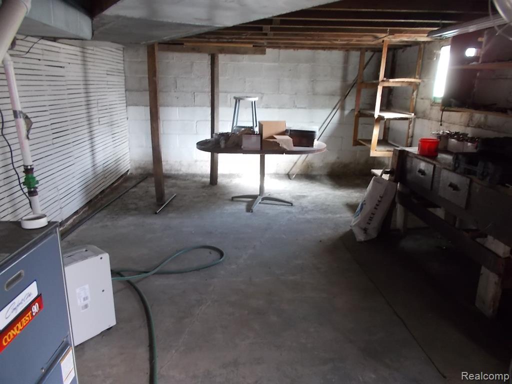 3739 North Main Street Akron, MI 48701 - Photo 27 of 31