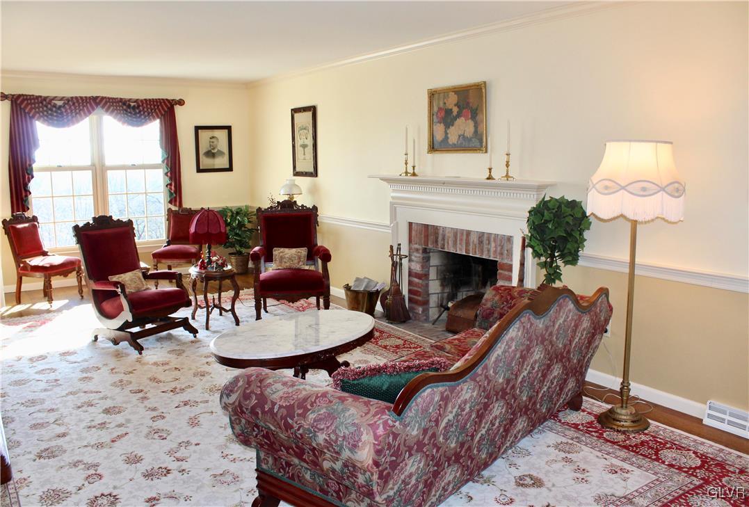 1857 Valley Forge Road Allentown, PA 18104 - Photo 18 of 41 Gallery Image 18