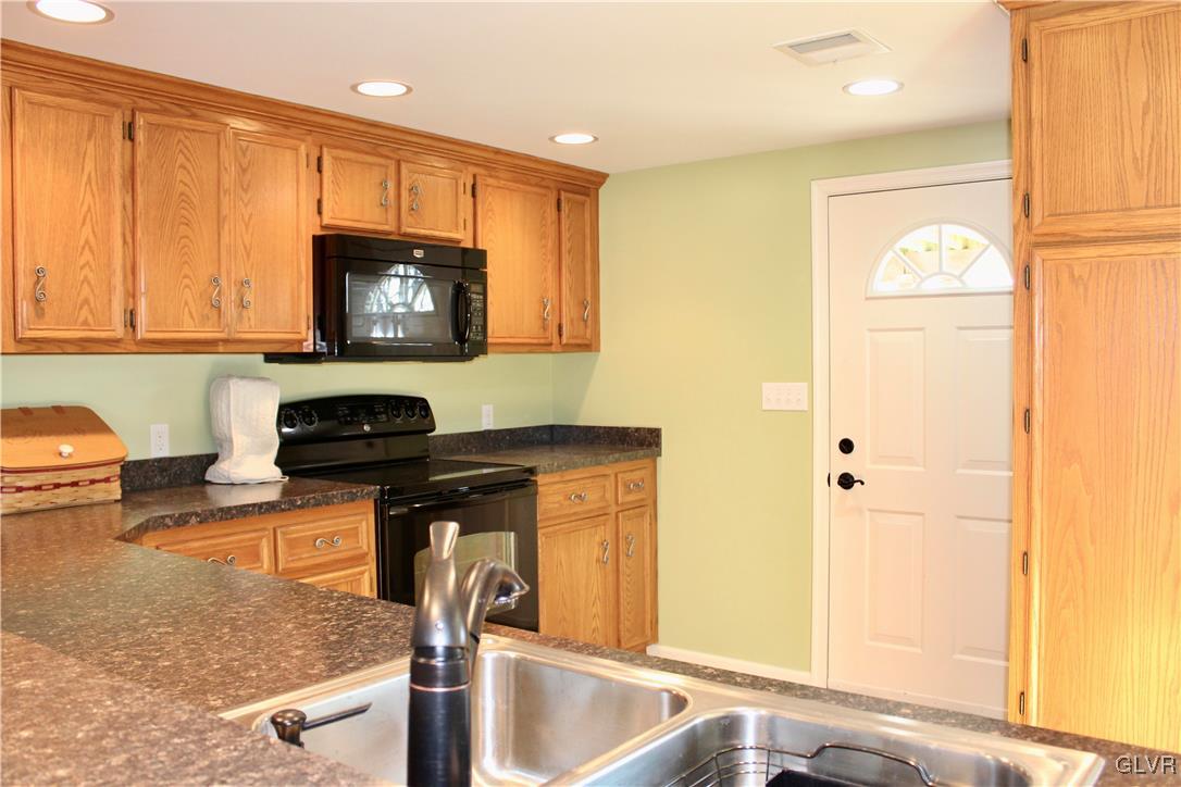 1857 Valley Forge Road Allentown, PA 18104 - Photo 38 of 41 Gallery Image 38