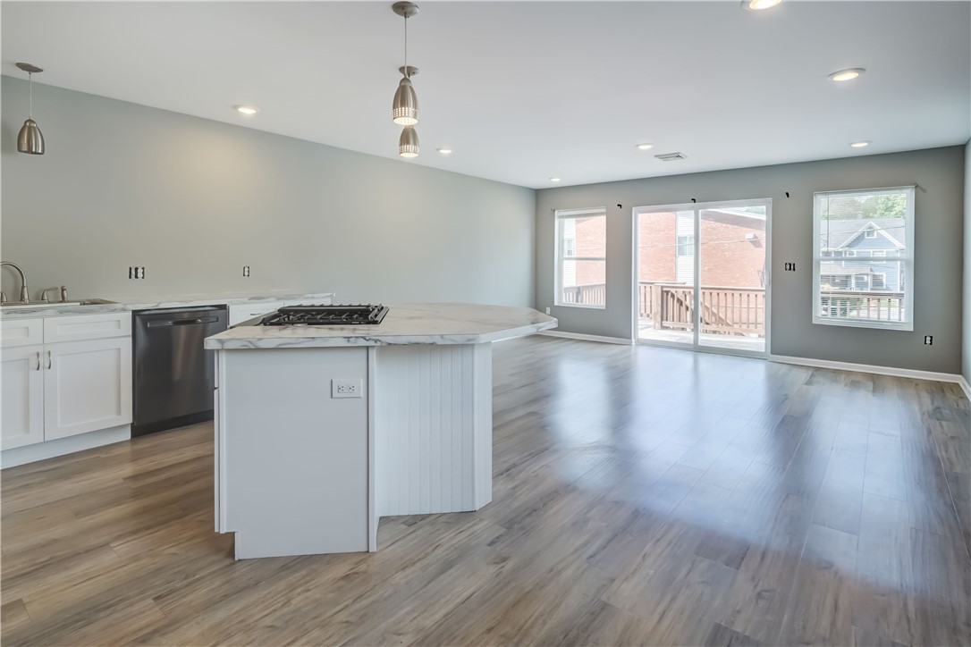38 Tracy Street, Unit UP Rochester, NY 14607 - Photo 2 of 24