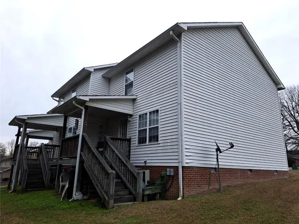 $1,000 | 1830 North Ridge Drive, Unit A, Milledgeville, GA 31061