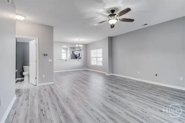 $2,400 | 105 Archwood Drive, Savannah, GA 31407