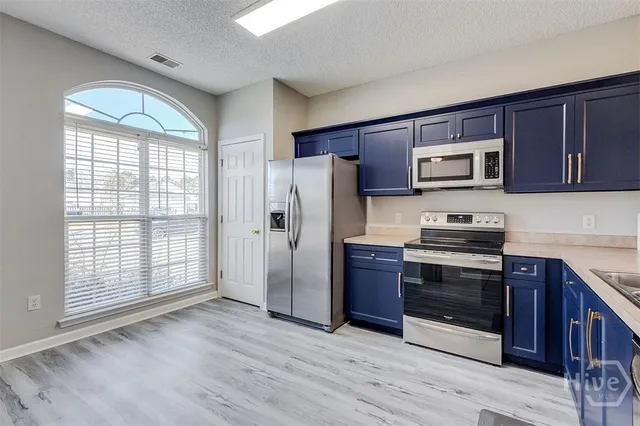 $2,400 | 105 Archwood Drive, Savannah, GA 31407